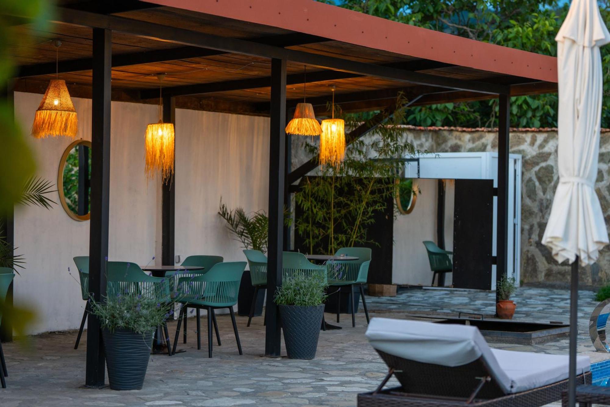 Vineyard Hotel & Winery Napareuli Extérieur photo