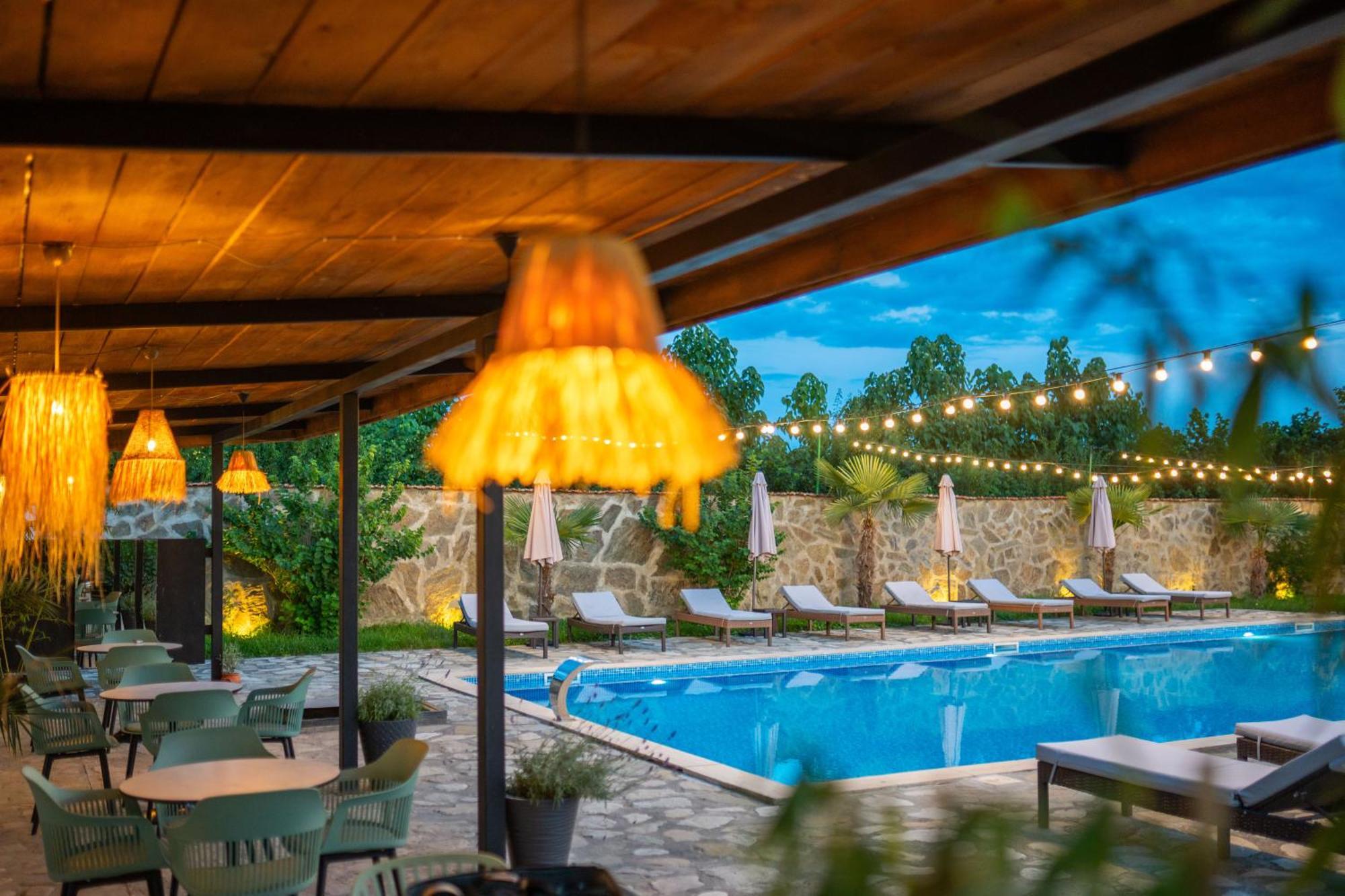 Vineyard Hotel & Winery Napareuli Extérieur photo